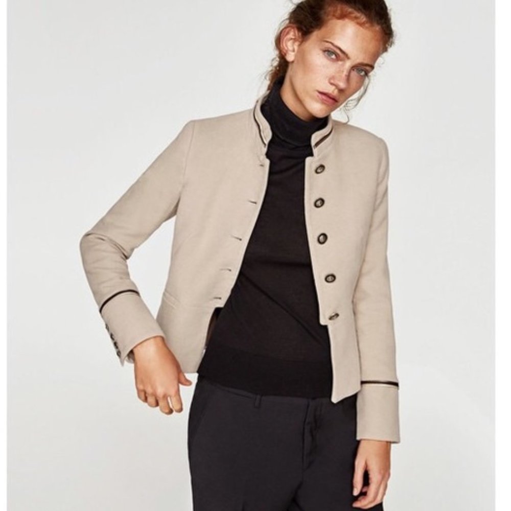 Zara Light Gray Cream Velvet Military Jacket Gold Lion Buttons Size M